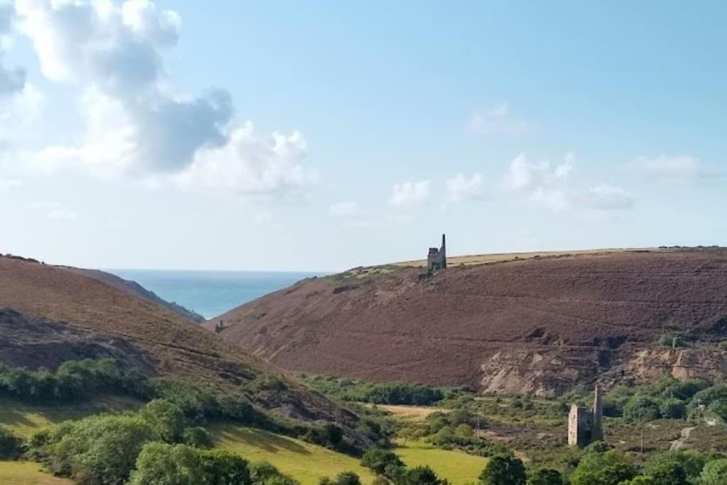 Newly Renovated Characterful Cottage, Wheal Rose Scorrier Exteriér fotografie